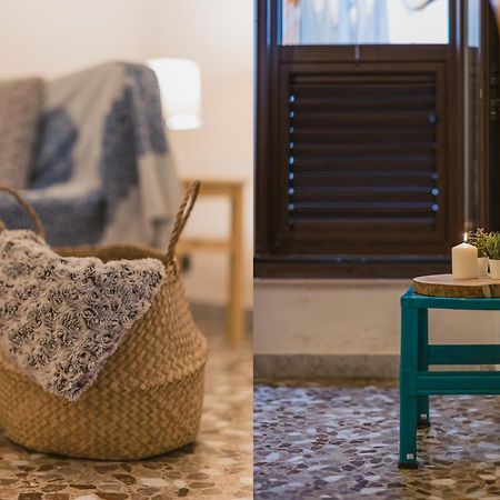 Casa Vacanze Il Mare Tra I Tetti - Relaxing Terrace & Sea View Villa Monopoli Exterior photo